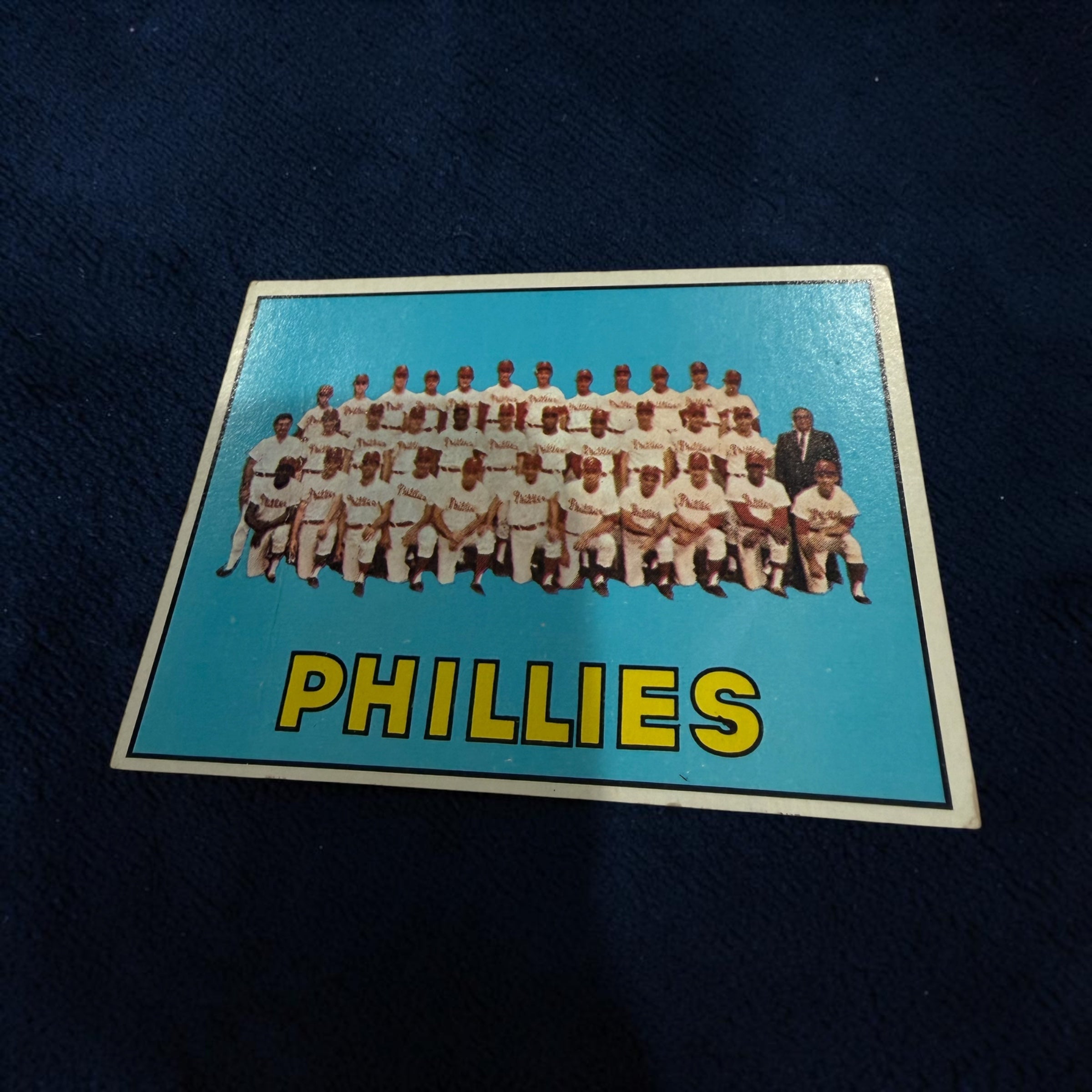 1967 Topps #102 Philadelphia Phillies Team Card Vintage MLB Baseball 1966 Team Photo